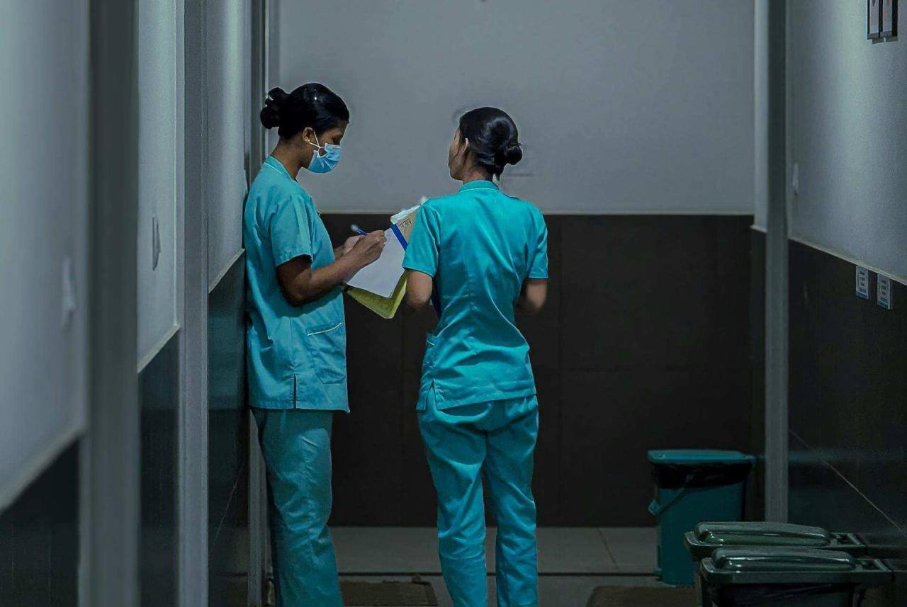 La sentinella sulle mura: l'infermiere tra sorveglianza clinica